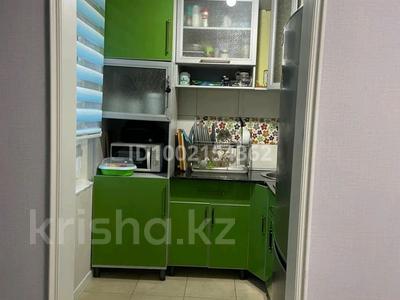 3-комнатная квартира · 60 м² · 4/5 этаж, 11-й микрорайон, 11-шағынаудан 192б за 22 млн ₸ в Шымкенте, Енбекшинский р-н