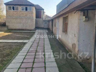 Жеке үй · 3 бөлме · 80 м² · 7 жүзд., мкр Кызылжар, Құныскерей 6а, бағасы: 19 млн ₸ в Шымкенте, Абайский р-н