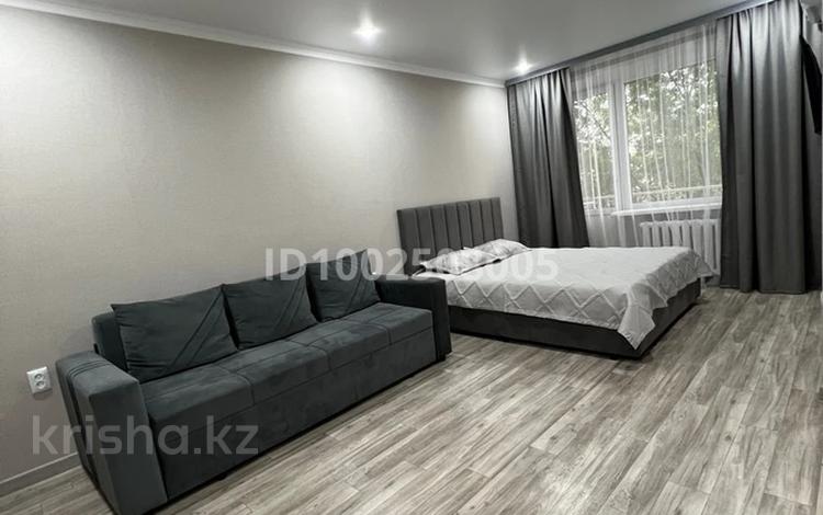 1-комнатная квартира · 35 м² · 2/4 этаж, Абая 40 за 12 000 ₸ в Балхаше — фото 2