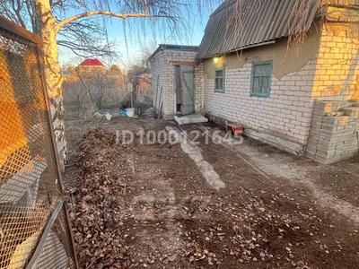 Дача · 2 комнаты · 30 м² · 10 сот., Актюбренген 10 уч 55 — Новый мост через речку Илек за 5 млн 〒 в Актобе, мкр. Курмыш