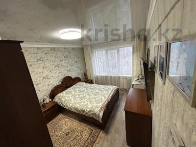3-комнатная квартира, 73 м², 3/5 этаж, Назарбаева 79/2 за 23.5 млн 〒 в Усть-Каменогорске