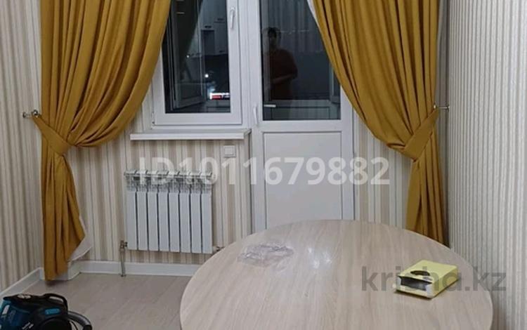1-бөлмелі пәтер · 48 м² · 5/10 қабат, мкр Аксай-4, Мкр. Аксай-4 119, бағасы: 36.9 млн ₸ в Алматы, Ауэзовский р-н — фото 2