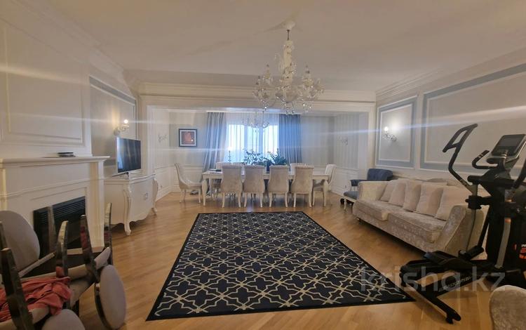 6-комнатная квартира · 420 м² · 6/7 этаж, Жусан 9 за 280 млн ₸ в Астане, Есильский р-н — фото 17
