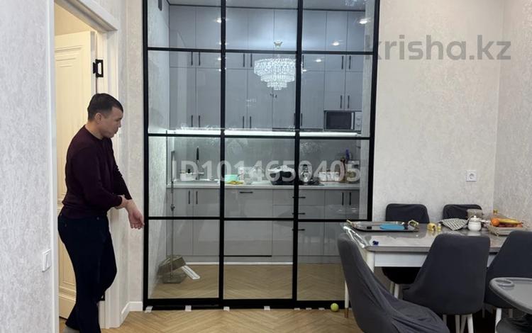 3-бөлмелі пәтер · 78 м² · 5/9 қабат, Сейфуллина 467г, бағасы: 78 млн ₸ в Алматы, Алмалинский р-н — фото 2