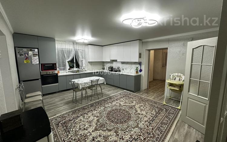 Дача · 4 комнаты · 138 м² · 10 сот., Старый город 25 — Кандагчский за 14 млн 〒 в Актобе — фото 2