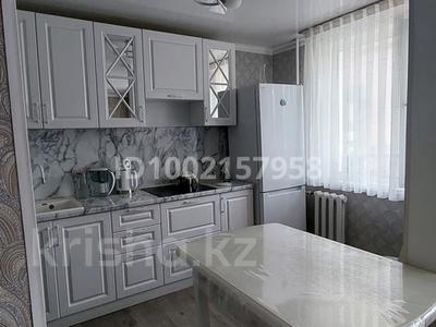 2-бөлмелі пәтер · 53.4 м² · 2/10 қабат, Карменова 3, бағасы: 33 млн ₸ в Семее