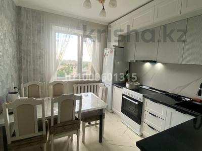 3-бөлмелі пәтер · 63 м² · 9/10 қабат, Майкудук, Мкр Голубые пруды 7, бағасы: 25.5 млн ₸ в Караганде, Алихана Бокейханова р-н