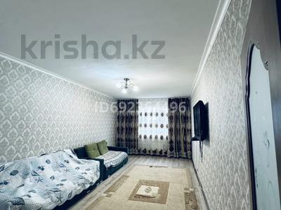 3-комнатная квартира, 90 м², 7/10 этаж, мкр Акбулак 35 — 178 лицей за 43 млн 〒 в Алматы, Алатауский р-н