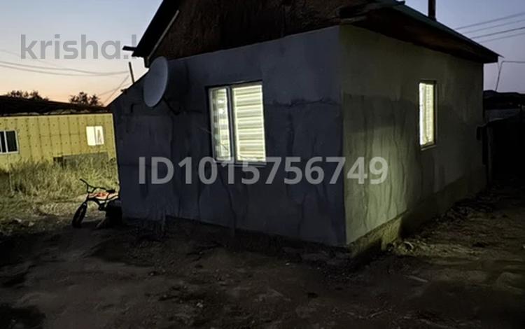 Отдельный дом · 2 комнаты · 100 м² · 4.5 сот., Уалеханова 68 — Возле Айсылу базар за 12 млн ₸ в Каргалы (п. Фабричный) — фото 2