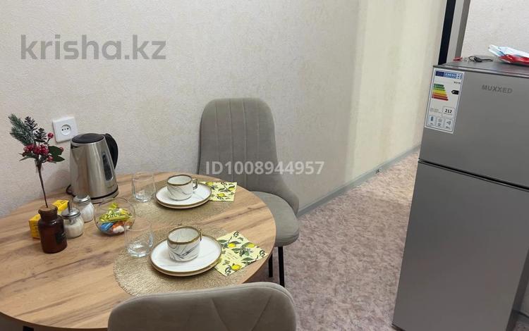 2-комнатная квартира · 50 м² · 2/5 этаж, Кердери 140 за 200 000 ₸ в Уральске, мкр Школьник — фото 2