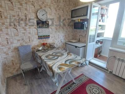 2-комнатная квартира · 54 м² · 5/5 этаж, мкр 8, ул.бр.Жубановых за 13.5 млн ₸ в Актобе