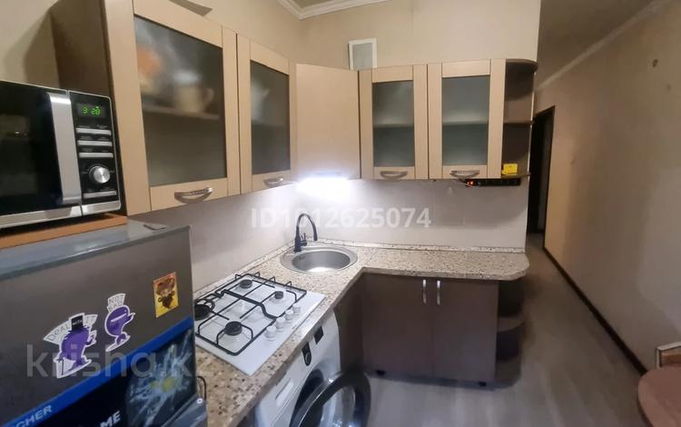 1-комнатная квартира · 36 м² · 2/4 этаж, мкр №5 20 — Абая Алтынсарина за 250 000 ₸ в Алматы, Ауэзовский р-н — фото 2