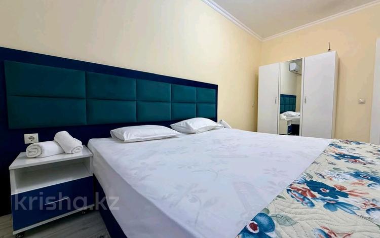 3-комнатная квартира · 90 м² · 16/19 этаж, 7А мкр 21 за 30 000 ₸ в Актау — фото 3