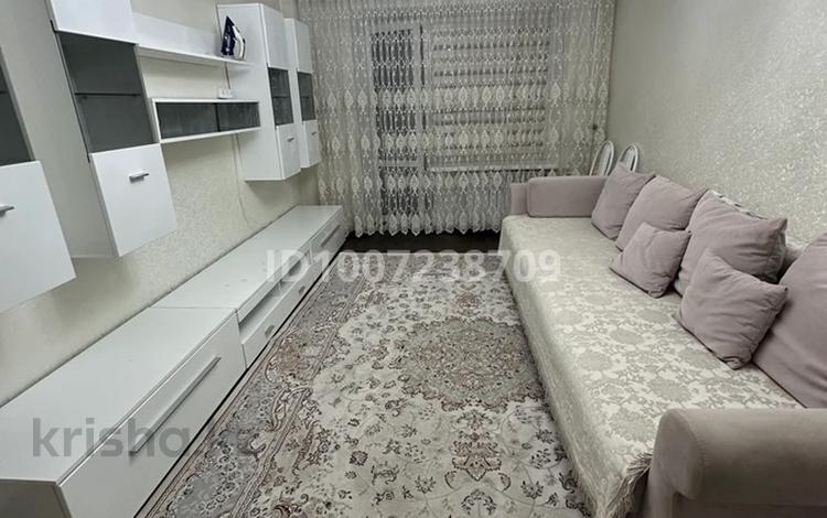 2-бөлмелі пәтер · 50 м² · 7/9 қабат, Жаңа қала ш/а., Нуркена Абдирова 15, бағасы: 15 000 ₸ в Караганде, Казыбек би р-н — фото 2