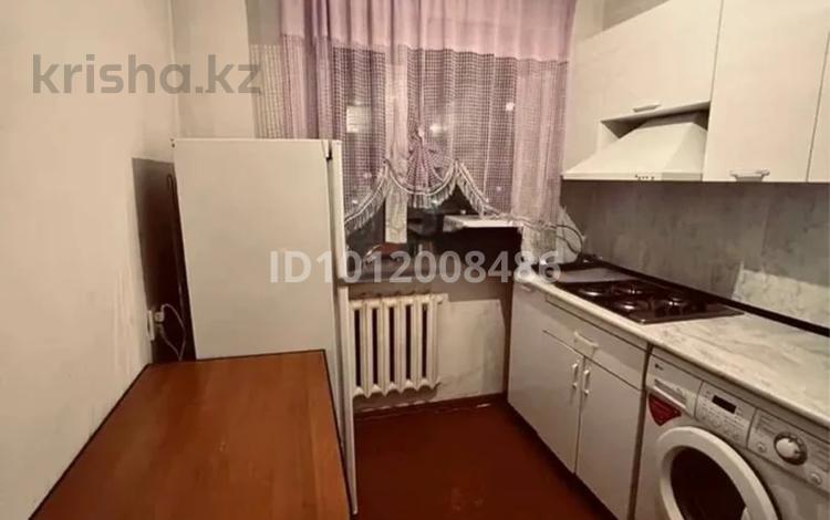 1-комнатная квартира · 31 м² · 5/5 этаж, ул. Сабита Муканова 8 за 12.2 млн ₸ в Караганде — фото 2