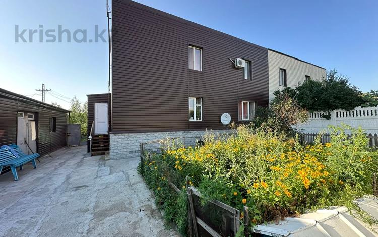 Отдельный дом · 5 комнат · 220 м² · 10 сот., Ватутина 3 за 34.9 млн 〒 в Усть-Каменогорске — фото 15