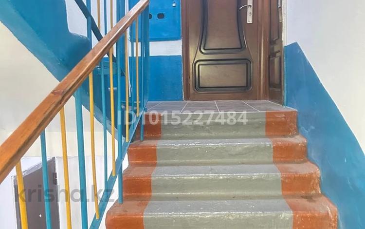2-бөлмелі пәтер · 43.8 м² · 2/5 қабат, Джалиля 2, бағасы: 16.5 млн ₸ в Жезказгане — фото 2