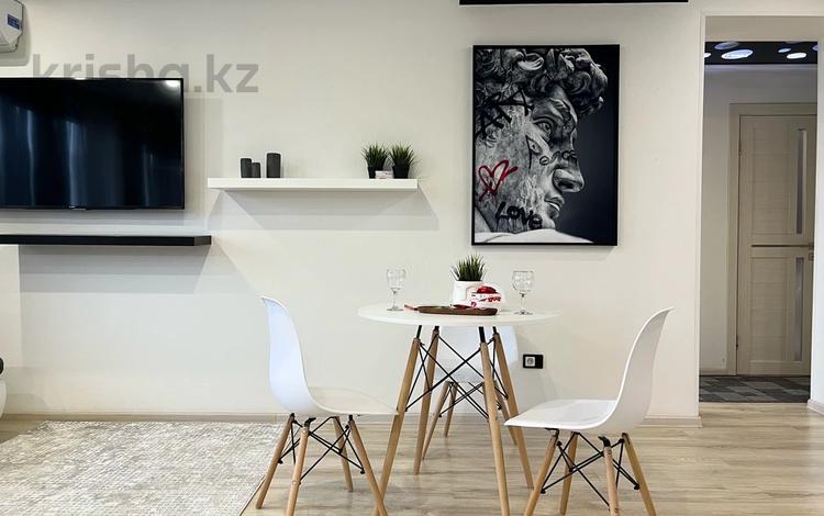 3-комнатная квартира · 70 м² · 8/10 этаж, Ломова 177 — ТД “Караван” за 25 000 ₸ в Павлодаре — фото 16
