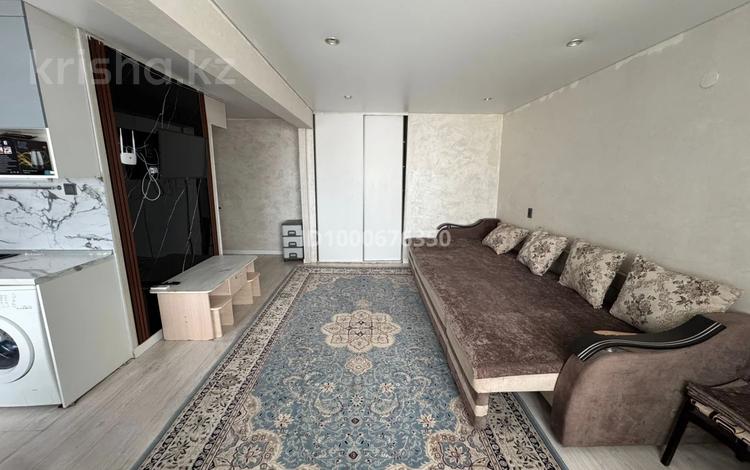 1-бөлмелі пәтер · 30 м² · 3/5 қабат, Караменде би 76, бағасы: 15 000 〒 в Балхаше — фото 14