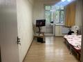 2-бөлмелі пәтер, 50 м², 2/6 қабат, мкр №10 17/1, бағасы: 47 млн 〒 в Алматы, Ауэзовский р-н — фото 2