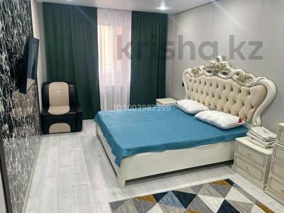 1-комнатная квартира · 33 м² · 2/5 этаж, мкр Строитель, Кердеры 127/1 за 12 000 ₸ в Уральске