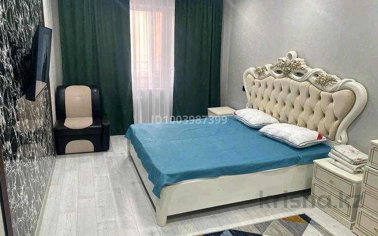 1-комнатная квартира · 33 м² · 2/5 этаж, мкр Строитель, Кердеры 127/1 за 12 000 ₸ в Уральске — фото 5