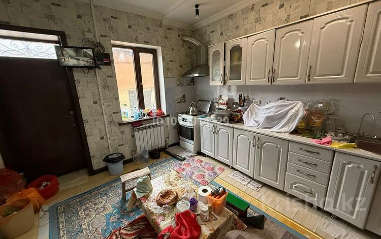 Отдельный дом · 6 комнат · 150 м² · 10 сот., мкр Самал-3 41 — Против рынок алаш базар за 80 млн ₸ в Шымкенте, Абайский р-н — фото 2