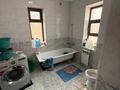 Отдельный дом · 6 комнат · 150 м² · 10 сот., мкр Самал-3 41 — Против рынок алаш базар за 80 млн ₸ в Шымкенте, Абайский р-н — фото 8