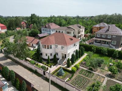 Отдельный дом • 7 комнат • 443 м² • 19.4 сот., Есенжанова за 170 млн 〒 в Уральске