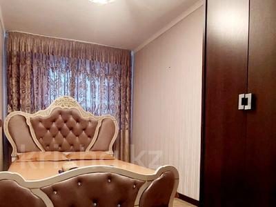 2-комнатная квартира · 65 м² · 3/5 этаж, Есенова 17А за 14 000 〒 в 