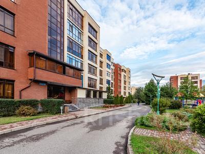 3-бөлмелі пәтер · 200 м² · 3/6 қабат, Рахмадиева, бағасы: 244.9 млн ₸ в Алматы, Бостандыкский р-н