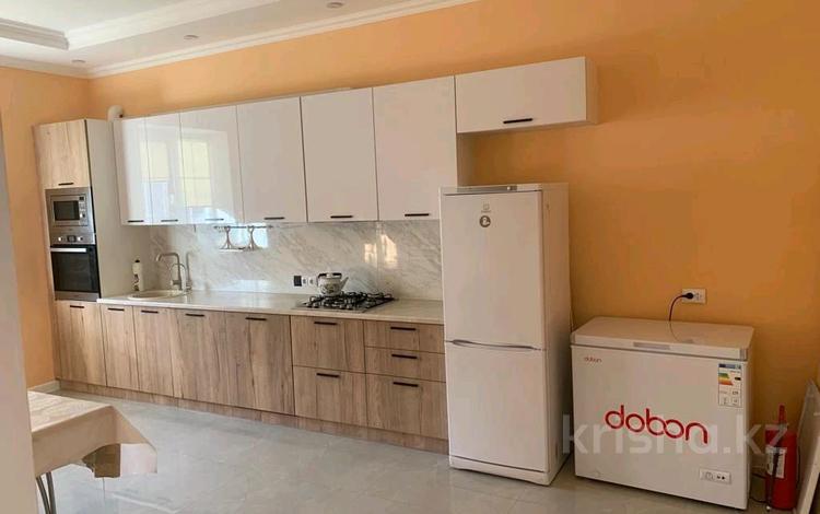 Отдельный дом · 5 комнат · 226.1 м² · 8 сот., Жазык 44 за 90 млн ₸ в Кыргауылдах — фото 2