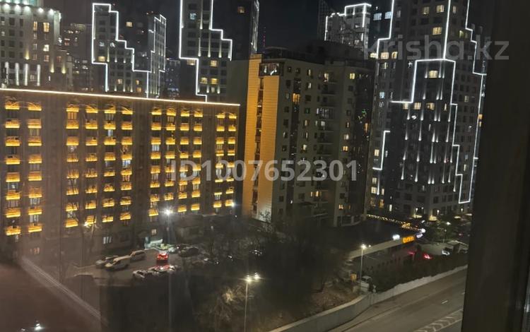 2-бөлмелі пәтер · 54 м² · 13/19 қабат, Аль-Фараби 41/7 — Аль Фараби/Сейфуллина, бағасы: 670 000 ₸ в Алматы, Бостандыкский р-н — фото 2