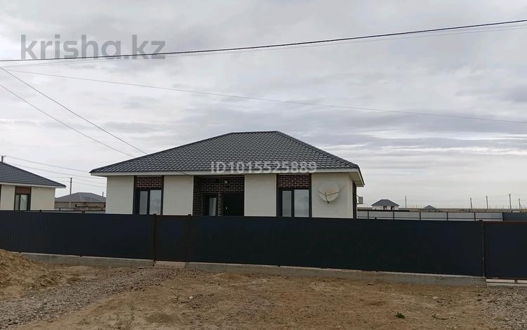 Отдельный дом · 3 комнаты · 100 м² · 12 сот., Болашак 78 — Болашак за 25 млн ₸ в Кульсары — фото 2