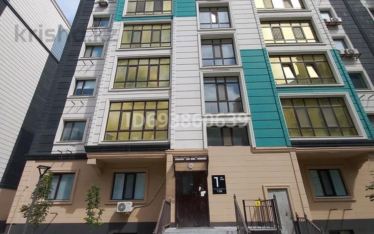 2-бөлмелі пәтер · 70 м² · 6/9 қабат, мкр Нурсая, Пр Елорда 6, бағасы: 32 млн ₸ в Атырау — фото 2