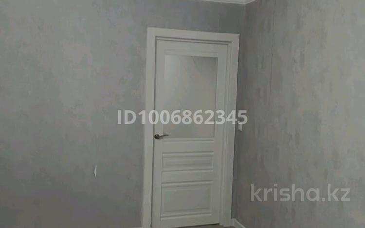 1-комнатная квартира · 42 м² · 10/24 этаж, Мукан Тулебаев 5 за 180 000 ₸ в Астане, Алматы р-н — фото 2