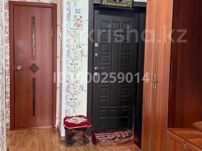 4-комнатная квартира · 62 м² · 3/5 этаж, Жекибаева 146 за 13.5 млн 〒 в Караганде, Алихана Бокейханова р-н