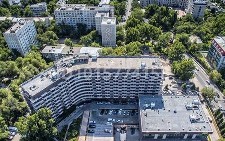 Свободное назначение, офисы, магазины и бутики, склады, салоны красоты, медцентры и аптеки, образование, развлечения, кабинеты и рабочие места, студии · 15 м² за 180 000 ₸ в Алматы, Медеуский р-н — фото 2