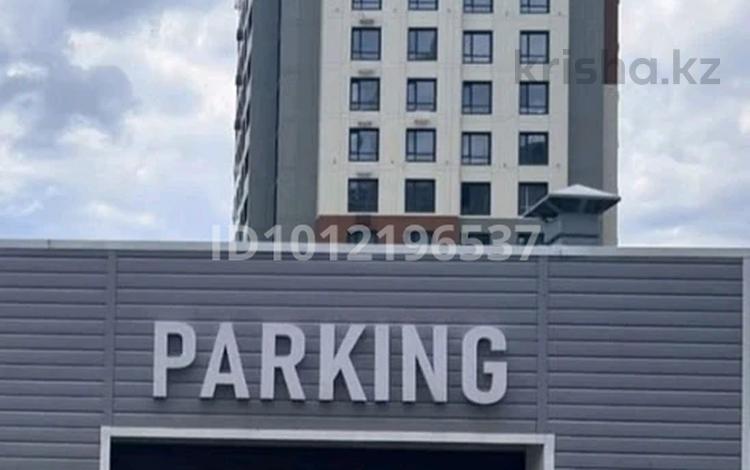 Паркинг · 12 м² · проспект Шахтеров 46/1, бағасы: 4.7 млн ₸ в Караганде, Казыбек би р-н — фото 2