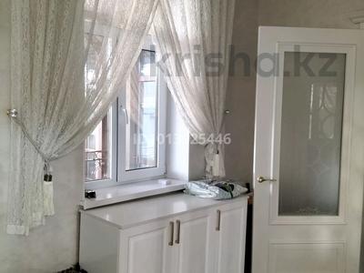Отдельный дом · 7 комнат · 330 м² · 8 сот., Касымбекова 58 — проспект Жамбыла и Сулейменова за 129 млн ₸ в Таразе