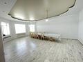 Жеке үй · 8 бөлме · 370 м² · 10 жүзд., Береке, бағасы: 78 млн ₸ в Атырау, Береке (Память Ильича) — фото 10