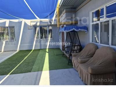 Дом · 7 комнат · 200 м², Скаткова — Агропром, новый базар за 60 000 ₸ в 
