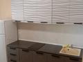 1-комнатная квартира · 45 м² · 5/9 этаж, Абикена Бектурова 17/2 — За Хан Шатыр за 170 000 ₸ в Астане, Есильский р-н — фото 2