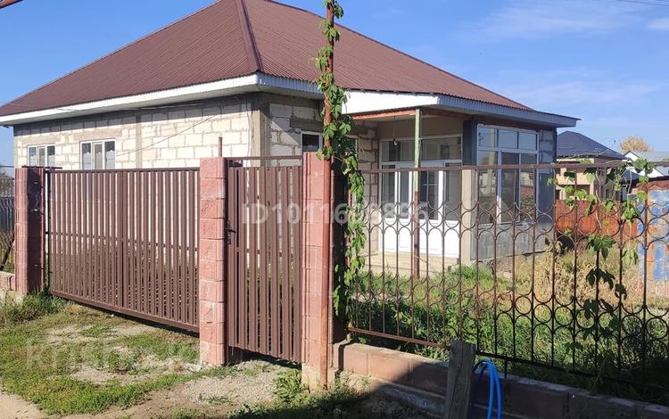 Отдельный дом · 4 комнаты · 120 м² · 6 сот., Майлина 434 за 39 млн 〒 в Бирлик — фото 2
