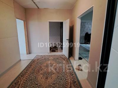 4-бөлмелі пәтер · 105 м² · 3/3 қабат, Сулейманова — касында магазин оптовик бар, бағасы: 32 млн 〒 в Таразе