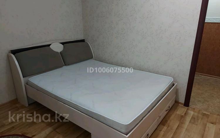 3-комнатная квартира · 64 м² · 5/5 этаж, Айтеке би 30 — Қойгелді за 20 млн ₸ в Таразе — фото 2