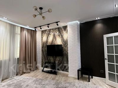 2-комнатная квартира · 80 м² · 7/17 этаж, 17-й мкр 23 за 18 000 ₸ в Актау