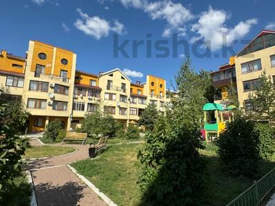 4-комнатная квартира · 189 м² · 4/4 этаж, мкр 8, Санкибай батыра 253/6 — Г Жубанова за 39.5 млн ₸ в Актобе