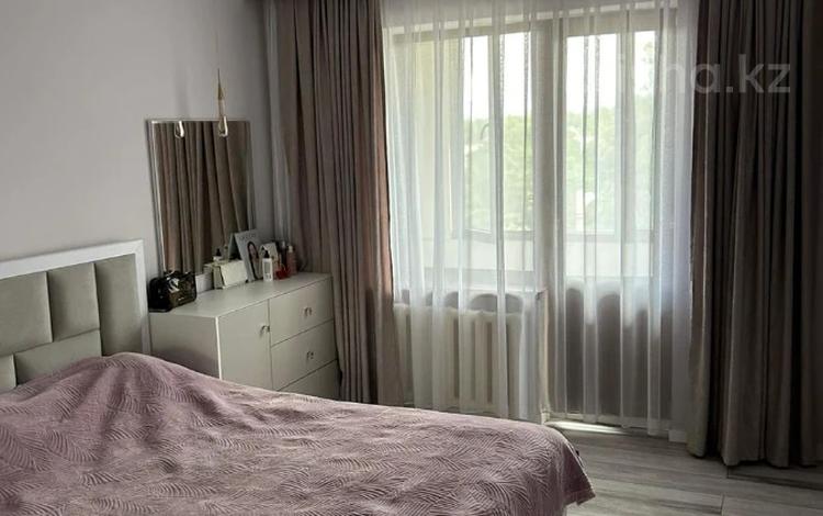 4-комнатная квартира · 90 м² · 4/5 этаж, центральная за 55 млн ₸ в Алматы, Алатауский р-н — фото 2
