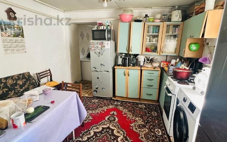 2-бөлмелі пәтер · 56 м² · 1/2 қабат, Дулатова 82, бағасы: 14 млн ₸ в Семее — фото 8